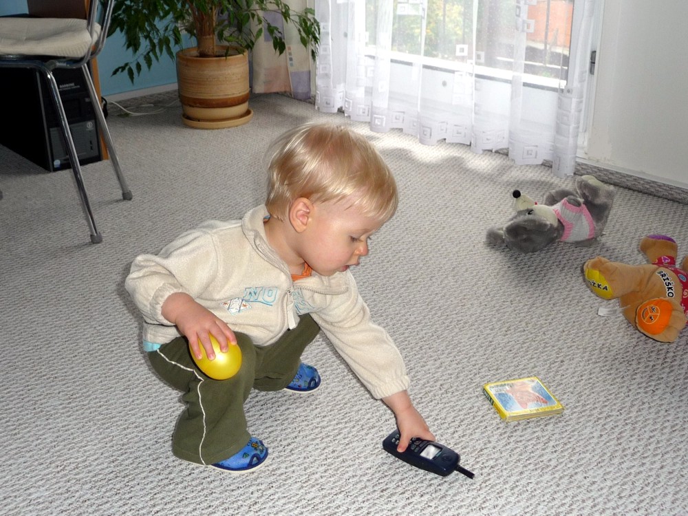 Můj první opravdický mobil :-)